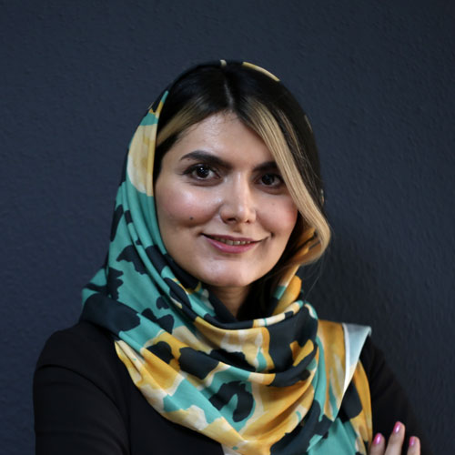 پانیذ محتشم | مدیر داخلی