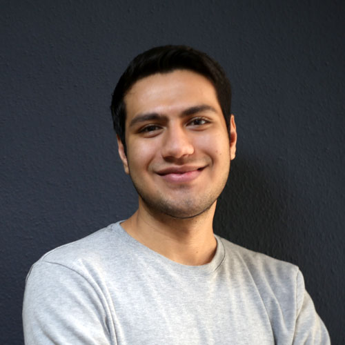 پویا اشرفی | برنامه‌نویس بک‌اند